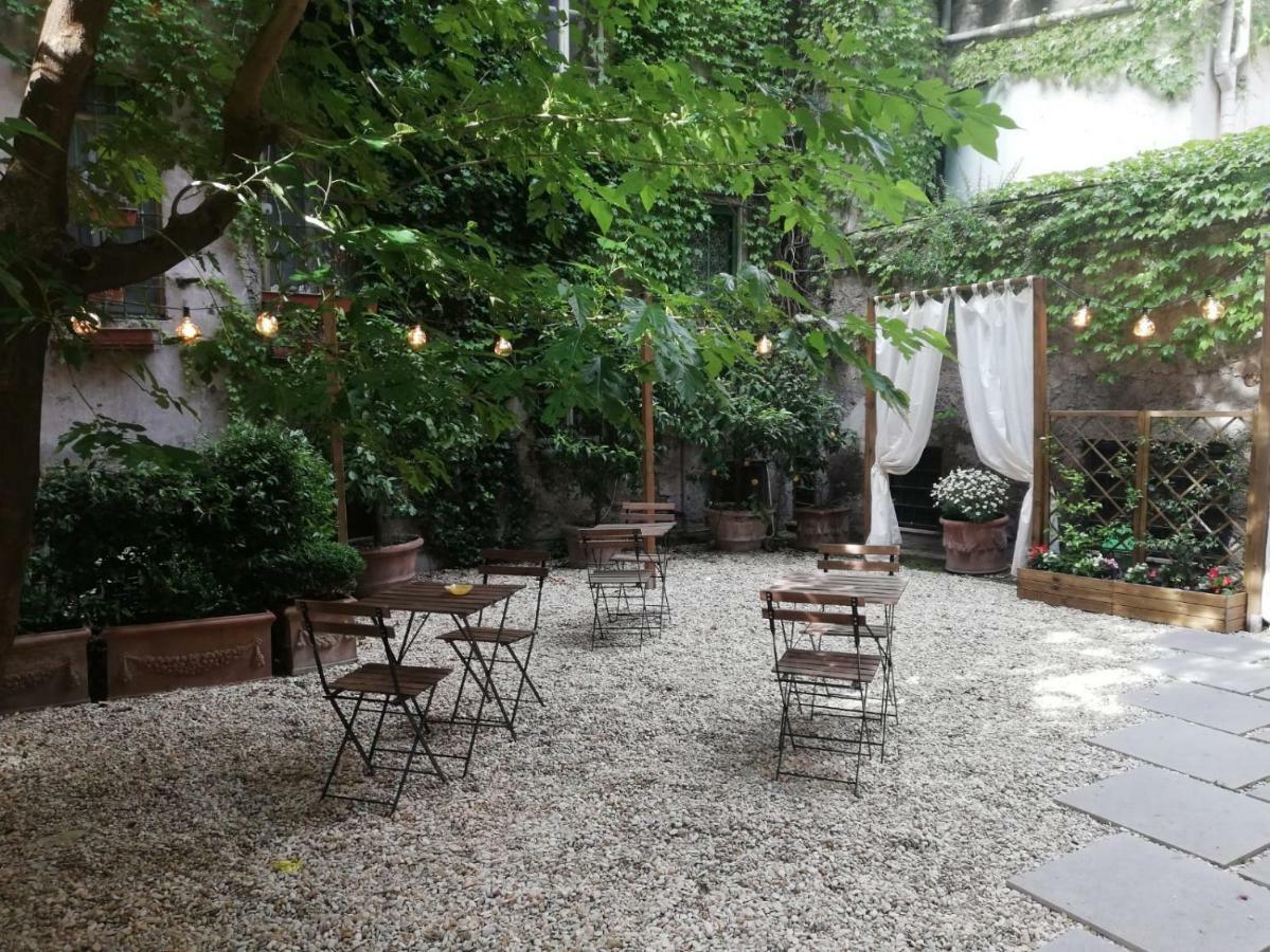 Navona Secret Stay Guest House Rom Exterior foto